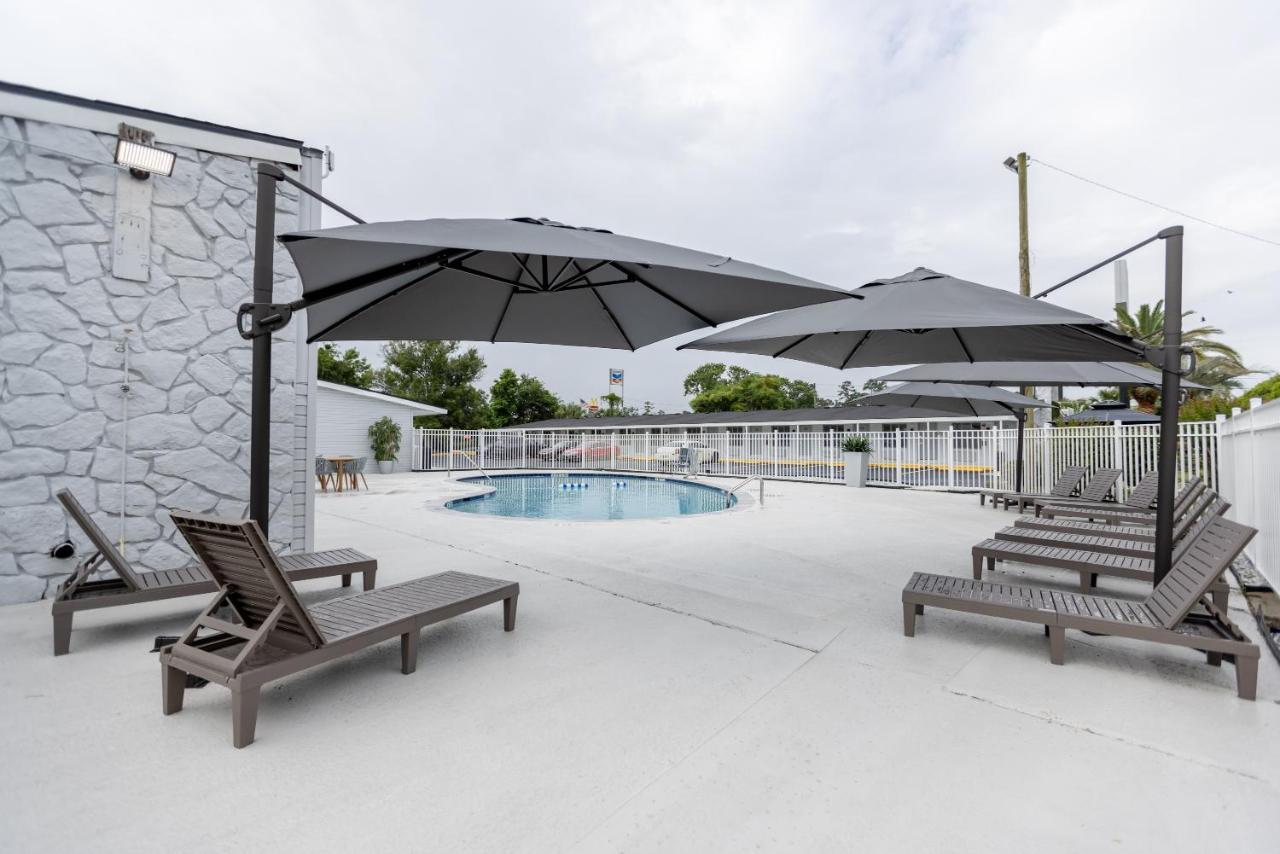Golden Isles Inn & Suites Brunswick Zewnętrze zdjęcie