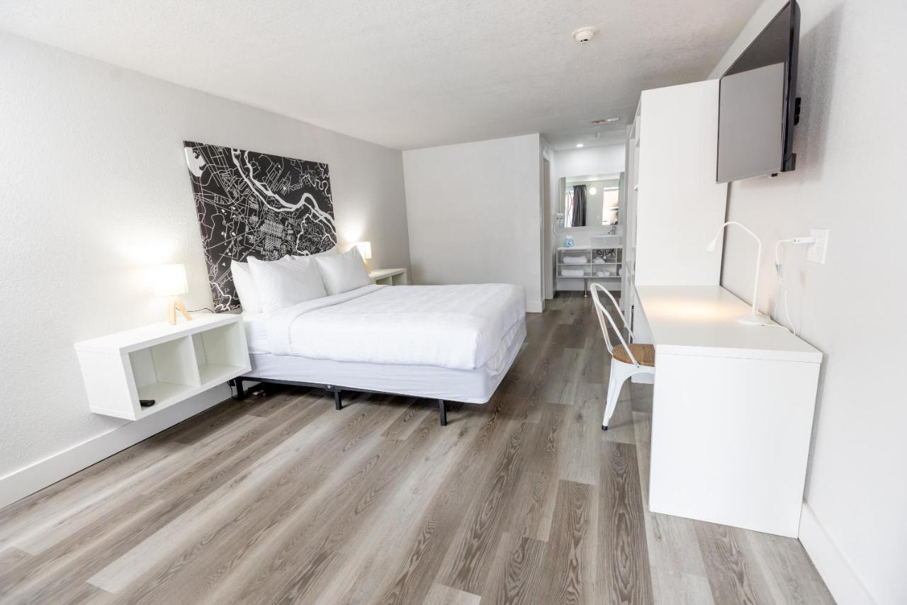 Golden Isles Inn & Suites Brunswick Zewnętrze zdjęcie